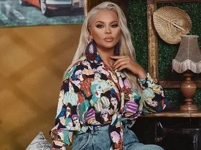 Скандал в шоубизнеса: Плеймейтки и фолкпевици махат силикона!
