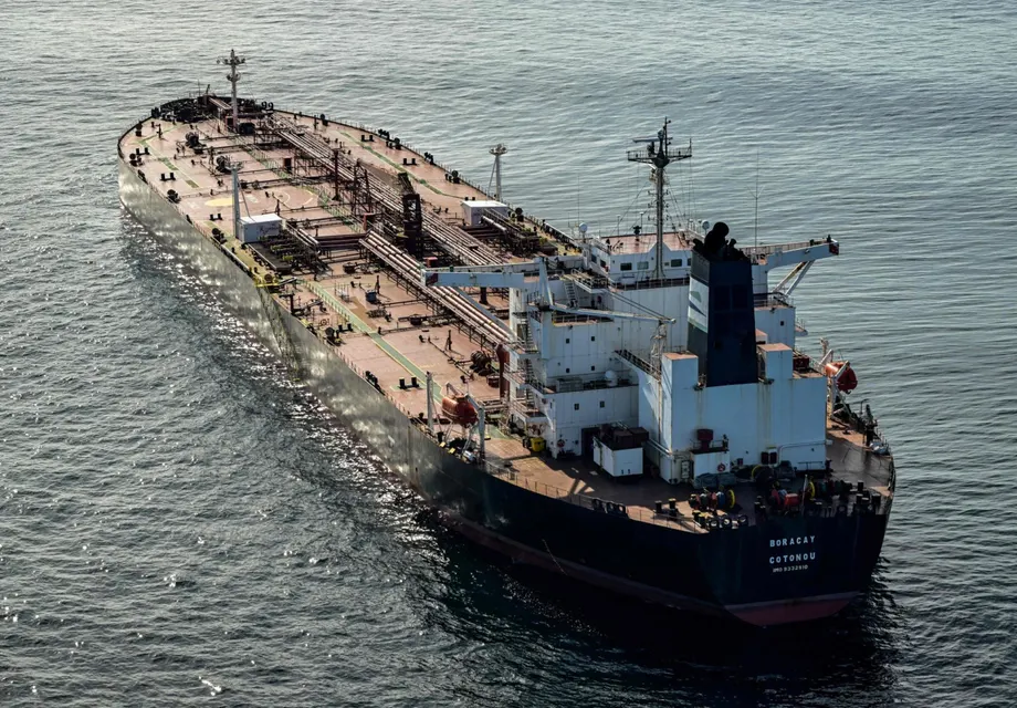 Шок! Как танкерът "Боракай" стана звезда на международен скандал!