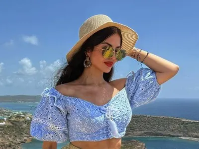 Райна разпуска на Карибите