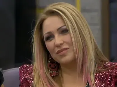 Рени се срина! На 56 г., а вече за нищо не става – ни за пеене, ни за секс. Това е краят!