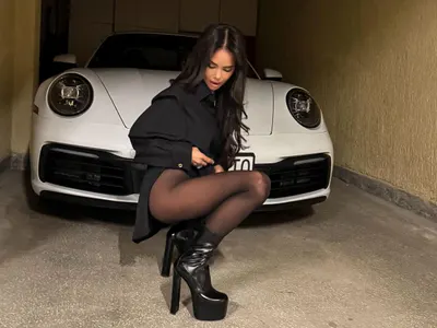 Мария взриви мрежата с провокативни снимки по риза!