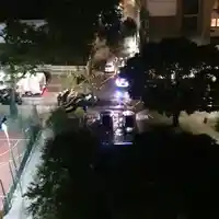 Силен дъжд наводни Варна, затвори автоподлези, а дърво падна върху движеща се кола (видео)