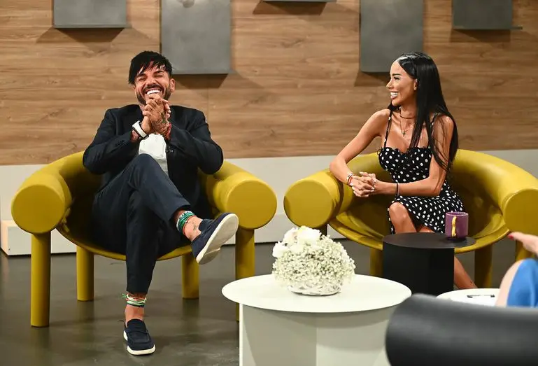 Шок! Благо Джизъса се подлага на операция, а децата му сами!