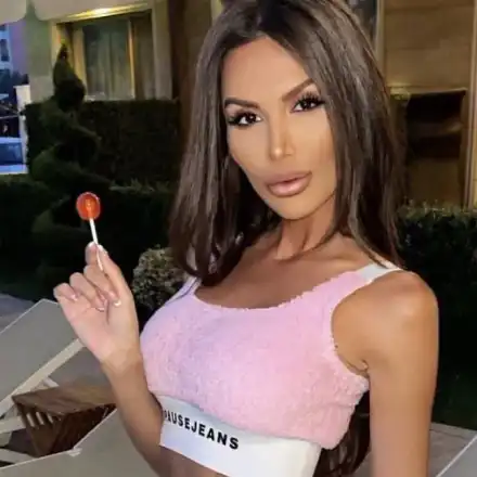 Моника Валериева шокира с откровения за секса и любовта!