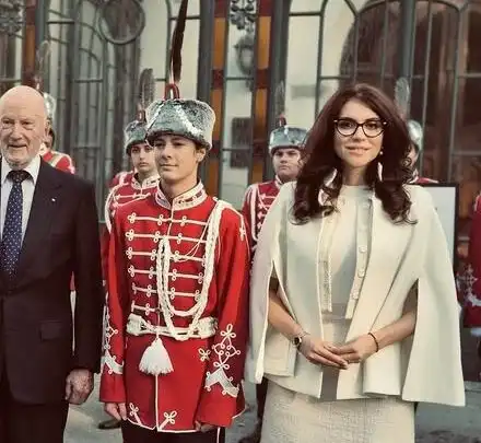 Внукът на Симеон Сакскобургготски стана гвардеец