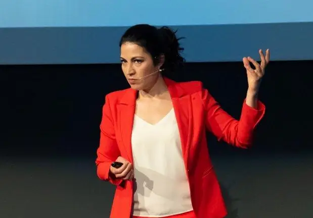 Връщат Деси Стоянова  на екран за постоянно след Нова година