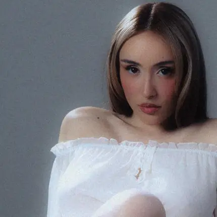 ВЗРИВ!! Дара Екимова се раздели с приятеля си, заради... (няма да повярвате с кого си ляга сега – СНИМКИ)