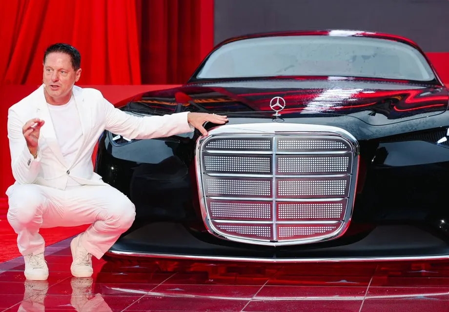 Шокиращият Mercedes Vision Iconic: Завръщането на лукса!