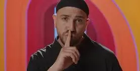 Шокиращи разкрития: Мути излиза с жена след гей скандала!