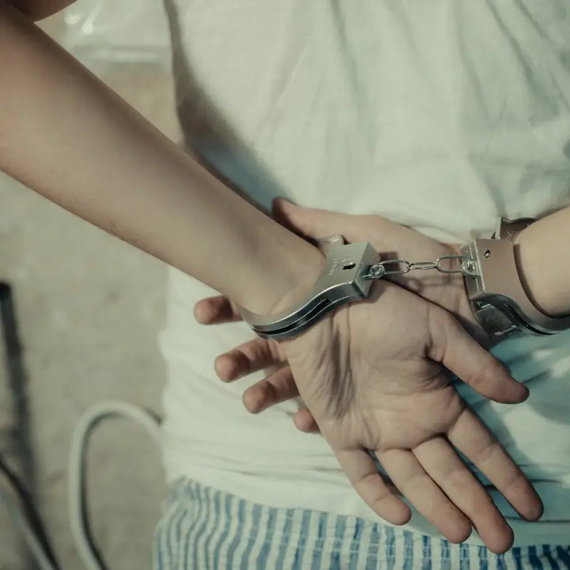 Задържаха заподозрения в убийството на 15-годишния в мол