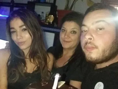 Защо ЛЪЖЕ?! Вижте Въшката Сияна от "Биг Брадър" преди корекциите! (+Брат й скочи на Иван)