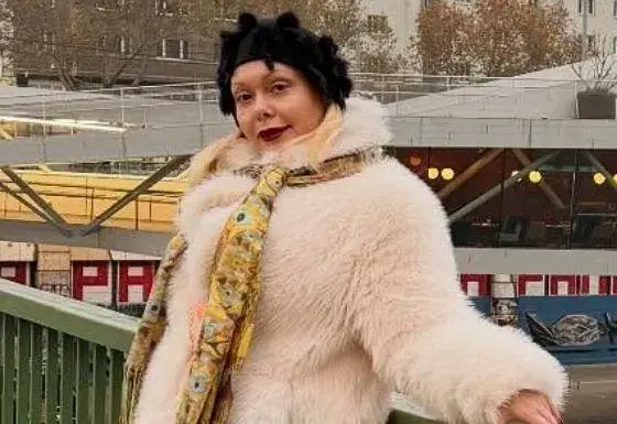 Албена Вулева шокира с нова визия в Виена!