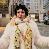 Албена Вулева шокира с нова визия в Виена!