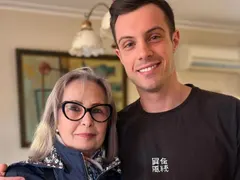 Бабата на Филип Буков се  притеснява, че внукът й ще  заприлича на Благо Джизъса