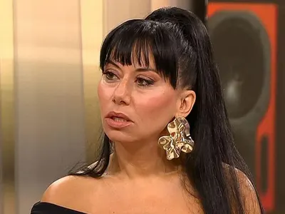 Басистът на Теди Кацарова се преби по време на снимки! Въртял се като пумпал