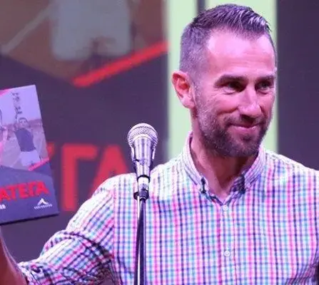 Бившият футболист Стойко Сакалиев: Виждал съм НЛО! Исках да говоря с тях, но не можах, казва Стефка Берова