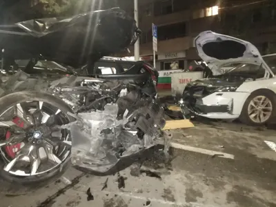 Шок! Бивш шеф на 'Автомагистрали' помля 6 коли с 1,52 промила!