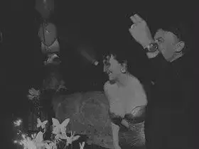 Мария Петрова отпразнува юбилей с френски шик и танци на Боби Михайлов!