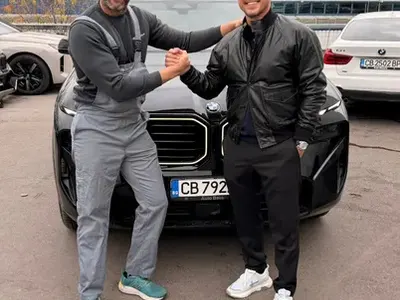 Шок! Валери Божинов грабна супер луксозен автомобил за 500 бона!