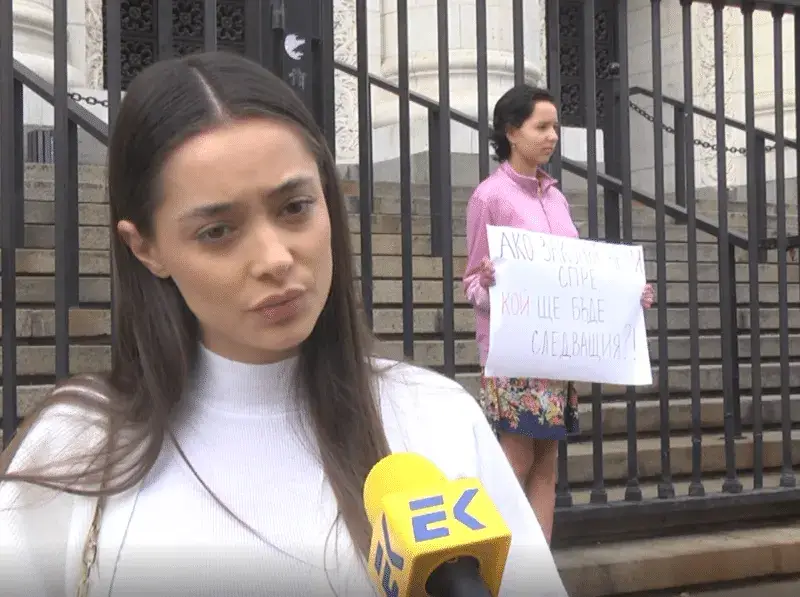 Бременна ли?! Дръжки! Валерия Георгиева няма и намерение да ражда: Моите деца са кучетата! (дюшеш за дъртия милионер)