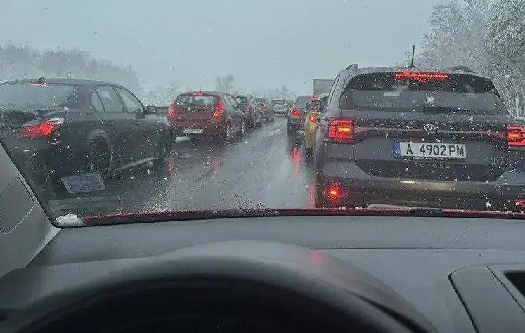 Шок! Няма нито един километър добри пътища в България!