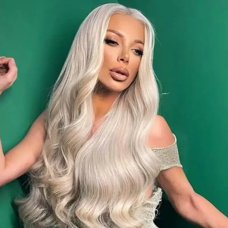 Шок! Емануела и тайният любовник с Ролекс за 60 бона!