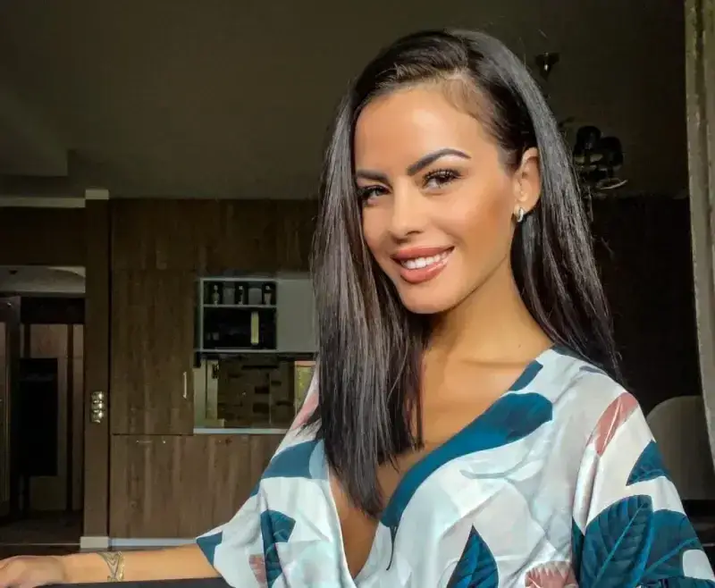 Цвети на Криско разкарва неблагодарниците