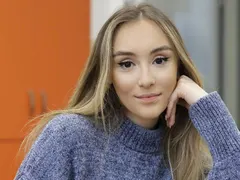 Дара Екимова говори с катерици