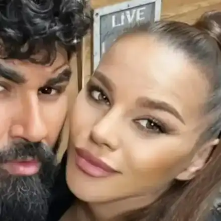 Скандал в НДК: Деси Слава и Азис на нож!