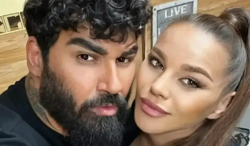 Скандал в НДК: Деси Слава и Азис на нож!