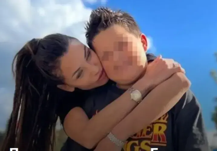 Шок! Диляна Попова учи сина си на живот в реалността!