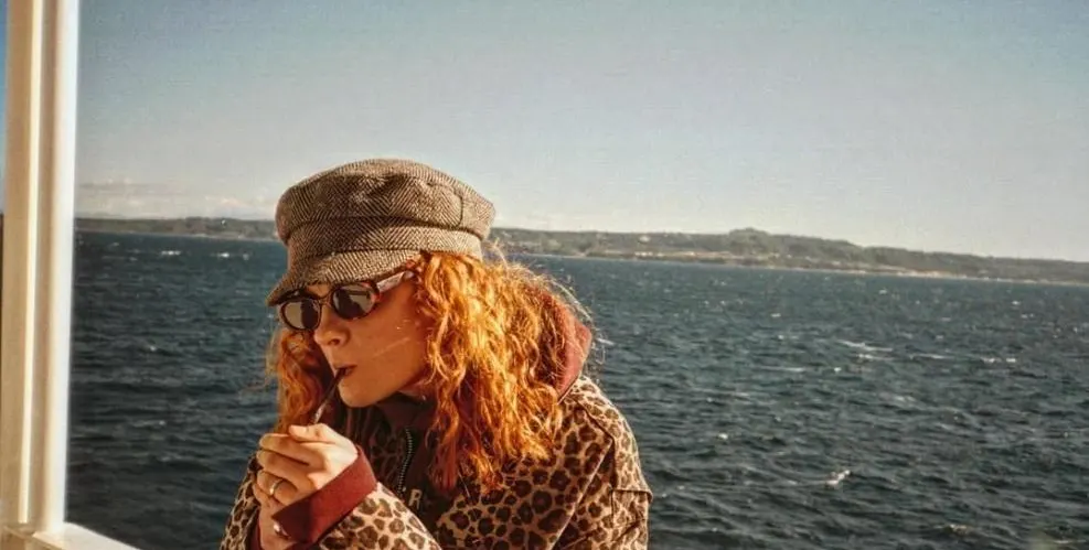 Алена Вергов шокира с нова екстравагантна визия!