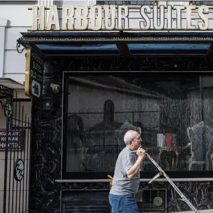 Шок в Истанбул: Фосфин убива семейство в хотел!