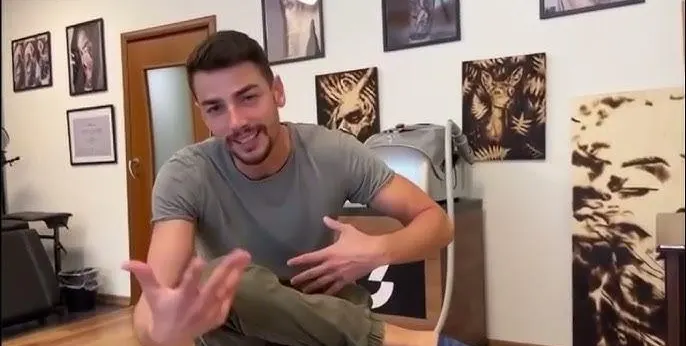 Георги Коджабашев: Татуистът без татуировки, който шокира с интелект!