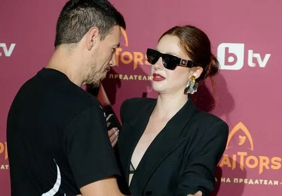 Глория Петкова шокира с развода и любовта към Даниел Петканов!