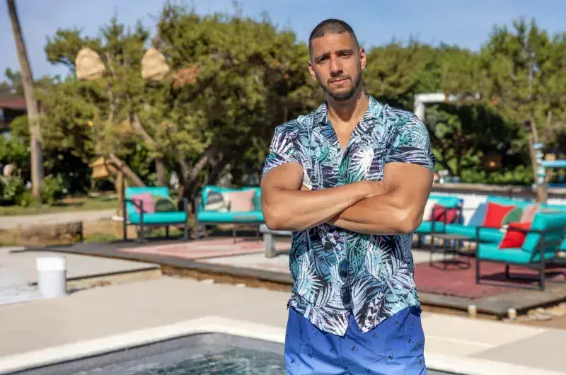 Шок! Йовица от 'Ергенът' с нов зъб, феновете в истерия!