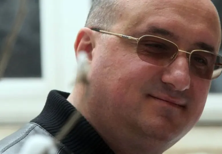 Шокиращи тайни: Брат Галев укрит в Гърция с нова самоличност!