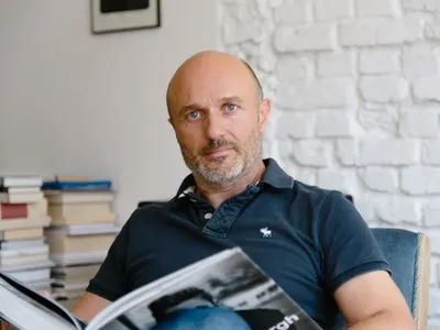 Жоро Тошев на върха на вълната – цели 4 телевизии се бият за него след раздялата с Би Ти Ви