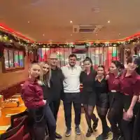 Шок в Лондон: Карлос Насар разтърси българските кръчми!