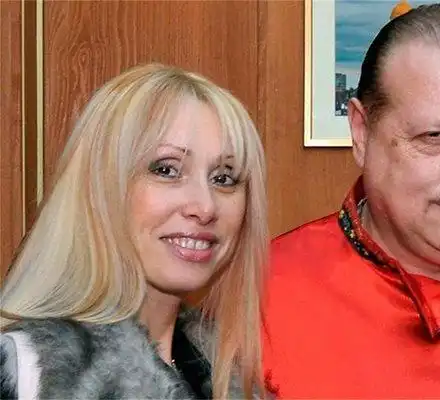 Кристина Димитрова:  Коварен хепатит,  а не алкохолът,  докара цирозата на Агент Тенев