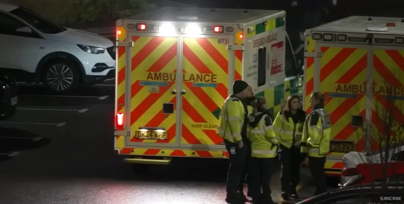 Кърваво нападение с нож във влак във Великобритания. Пътниците се криели в тоалетните