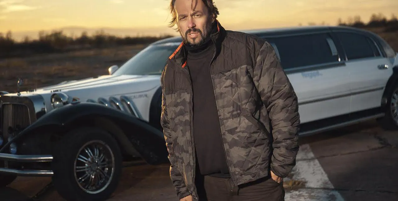 Люси Иларионов шокира с нова песен след операция в Турция!