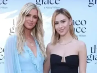 Шок! Мария Бакалова на луксозно пижамено парти с Ники Хилтън!