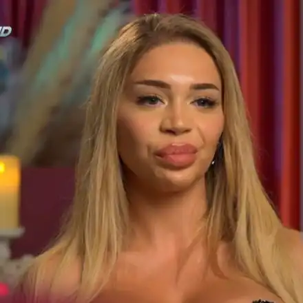 Шермин от "Ергенът" шокира с мъжки коментари за гърдите си!