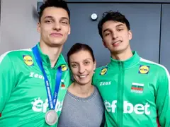 Мая Николова на една сцена с Брук от „Дързост и красота“