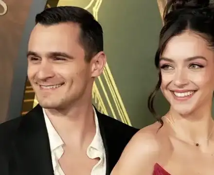 Мирела от „Трейтърс” се събра с гаджето в САЩ