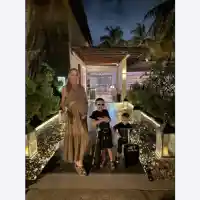 Мис България на Малдивите преди да роди