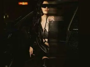 Мис България сияе заради нов тайнствен мъж! (Подробности)