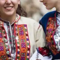 Момичетата на Miss C’est La Vie излизат в народни носии – конкурсът обещава зрелище на българската красота