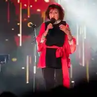 Сутиени летят на концерта с Богдана – шокиращи моменти от вечерта!